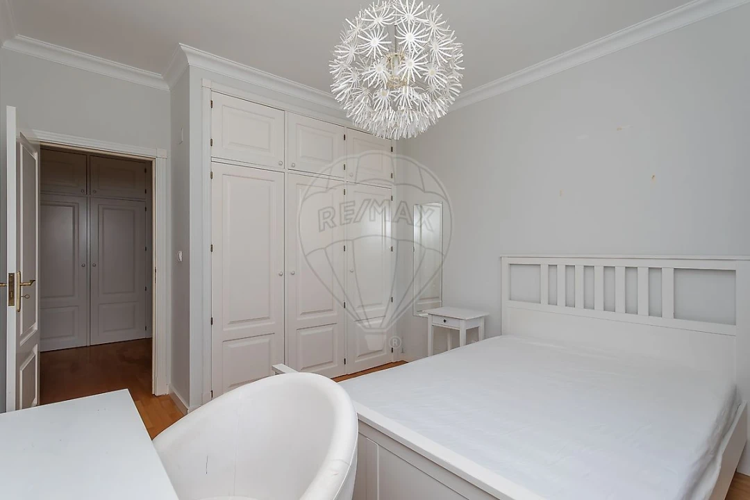 Apartamento T4 para Arrendamento em Santa Maria e São Miguel, São Martinho, São Pedro Penaferrim Foto 14