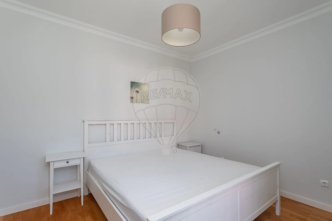 Apartamento T4 para Arrendamento em Santa Maria e São Miguel, São Martinho, São Pedro Penaferrim Foto 11