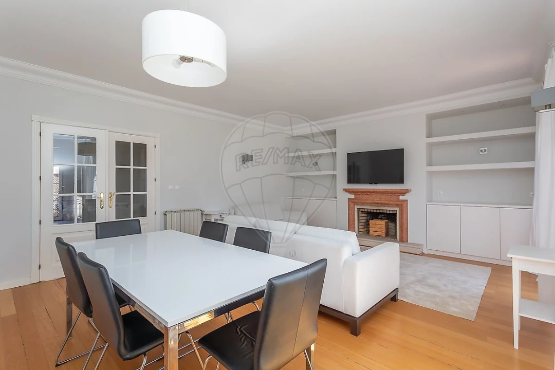 Apartamento T4 para Arrendamento em Santa Maria e São Miguel, São Martinho, São Pedro Penaferrim Foto 36