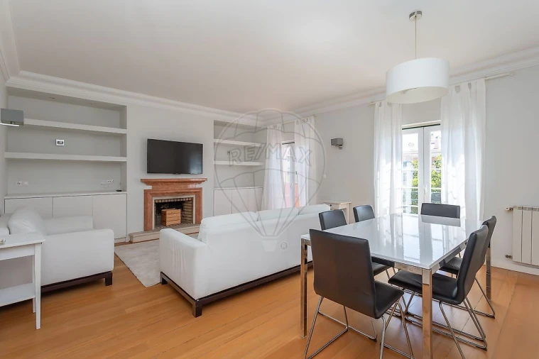 Apartamento T4 para Arrendamento em Santa Maria e São Miguel, São Martinho, São Pedro Penaferrim Foto 49