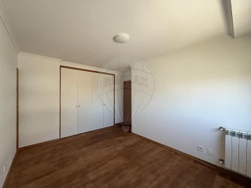 Apartamento T2 para Arrendamento em Campanhã