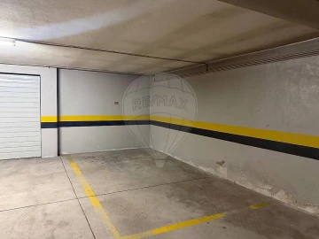 Apartamento T2 para Arrendamento em Campanhã