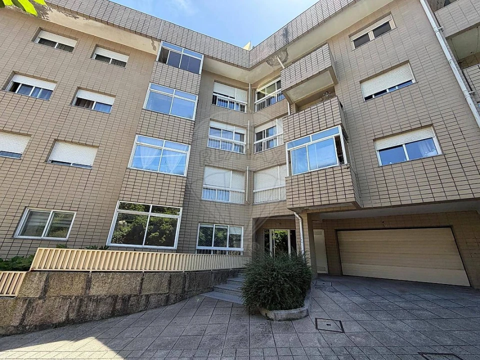 Apartamento T2 para Arrendamento em Campanhã Foto 3