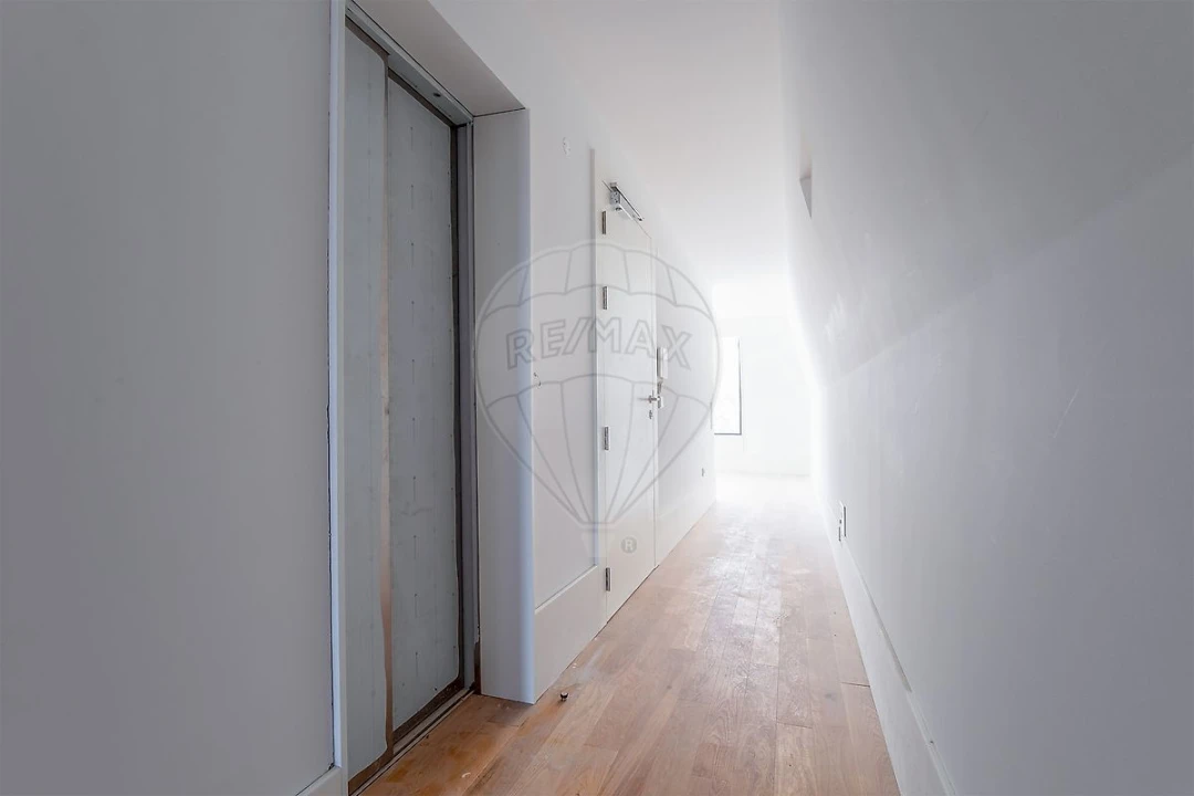 Apartamento T2 para Venda em Cedofeita, Santo Ildefonso, Sé, Miragaia, São Nicolau e Vitória Foto 9