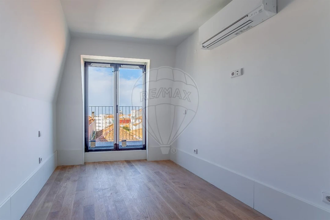Apartamento T2 para Venda em Cedofeita, Santo Ildefonso, Sé, Miragaia, São Nicolau e Vitória Foto 10