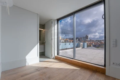 Apartamento T2 para Venda em Cedofeita, Santo Ildefonso, Sé, Miragaia, São Nicolau e Vitória
