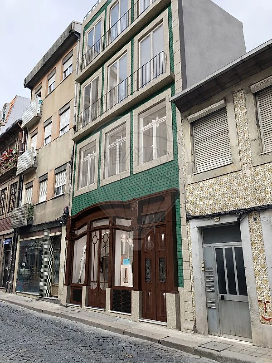 Apartamento T2 para Venda em Cedofeita, Santo Ildefonso, Sé, Miragaia, São Nicolau e Vitória Foto 16