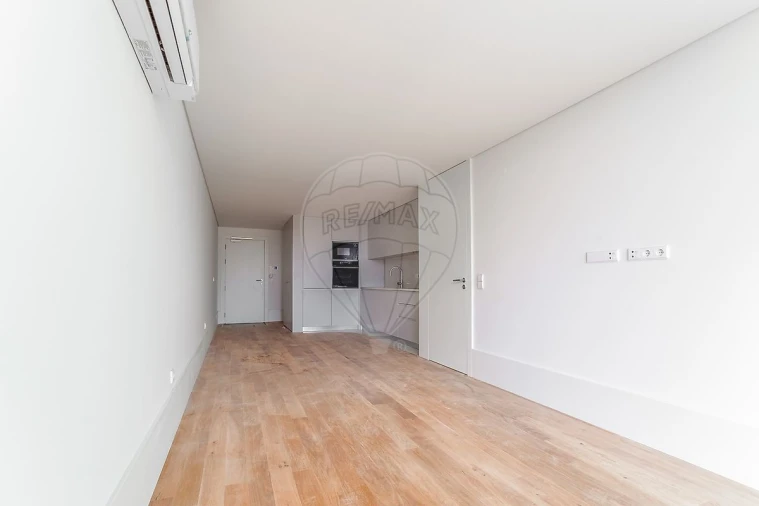 Apartamento T2 para Venda em Cedofeita, Santo Ildefonso, Sé, Miragaia, São Nicolau e Vitória Foto 11