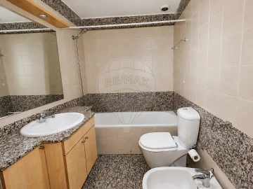 Apartamento T2 para Arrendamento em Bonfim