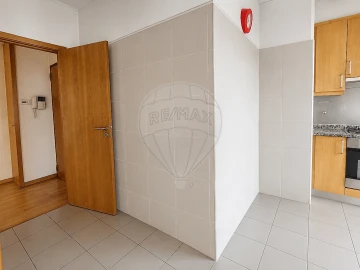 Apartamento T2 para Arrendamento em Bonfim