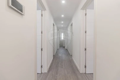 Moradia T4 para Venda em Agualva e Mira-Sintra