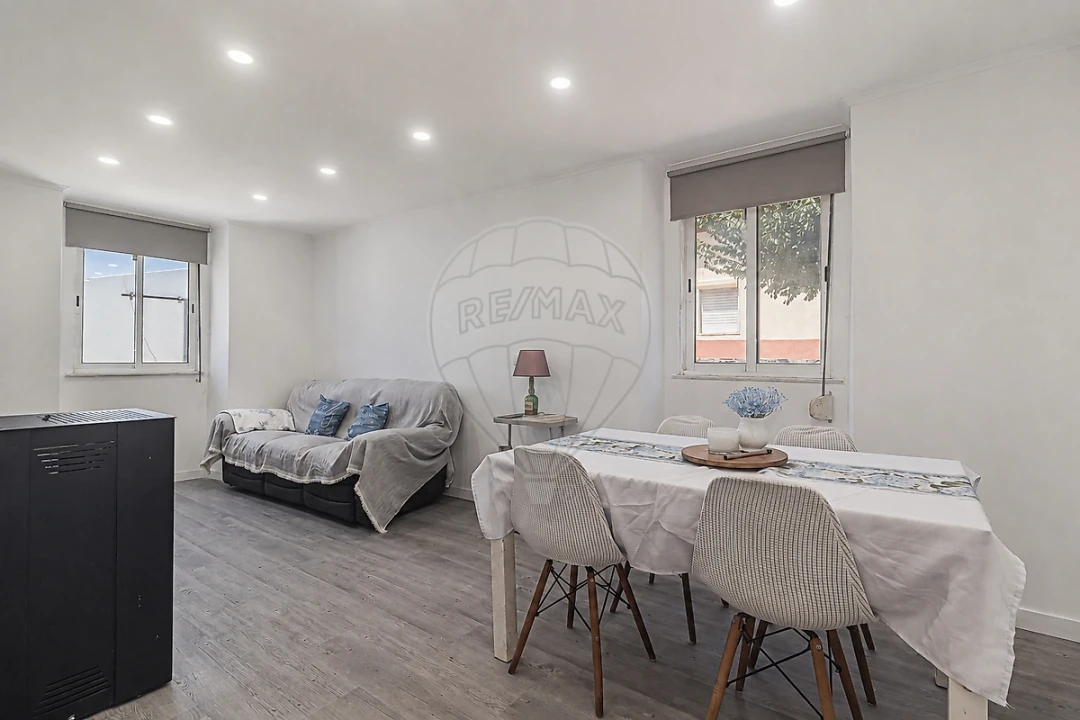 Moradia T4 para Venda em Agualva e Mira-Sintra Foto 12
