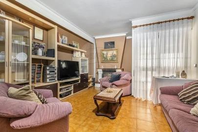 Moradia T3 para Venda em Ferreiros e Gondizalves