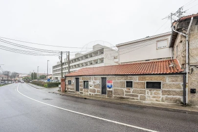 Moradia T3 para Venda em Fermentões