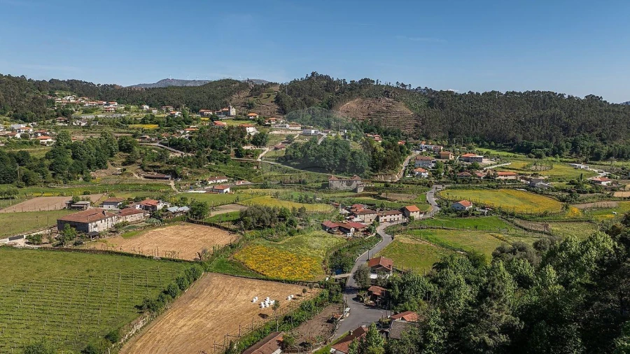 Moradia T2 para Venda em Fonte Arcada e Oliveira Foto 19