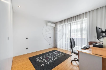 Apartamento T3 para Venda em Braga (Maximinos, Sé e Cividade)