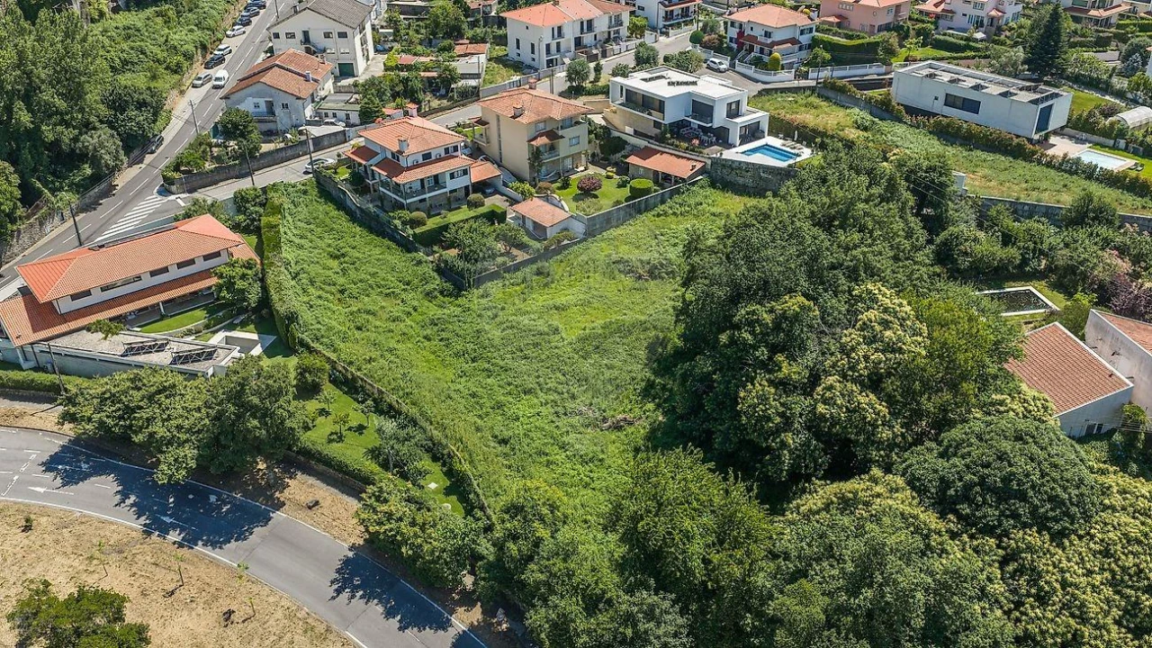 Terreno para Venda em Nogueiró e Tenões Foto 28
