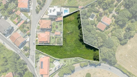 Terreno para Venda em Nogueiró e Tenões