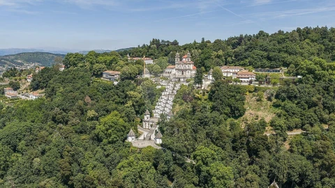 Terreno para Venda em Nogueiró e Tenões