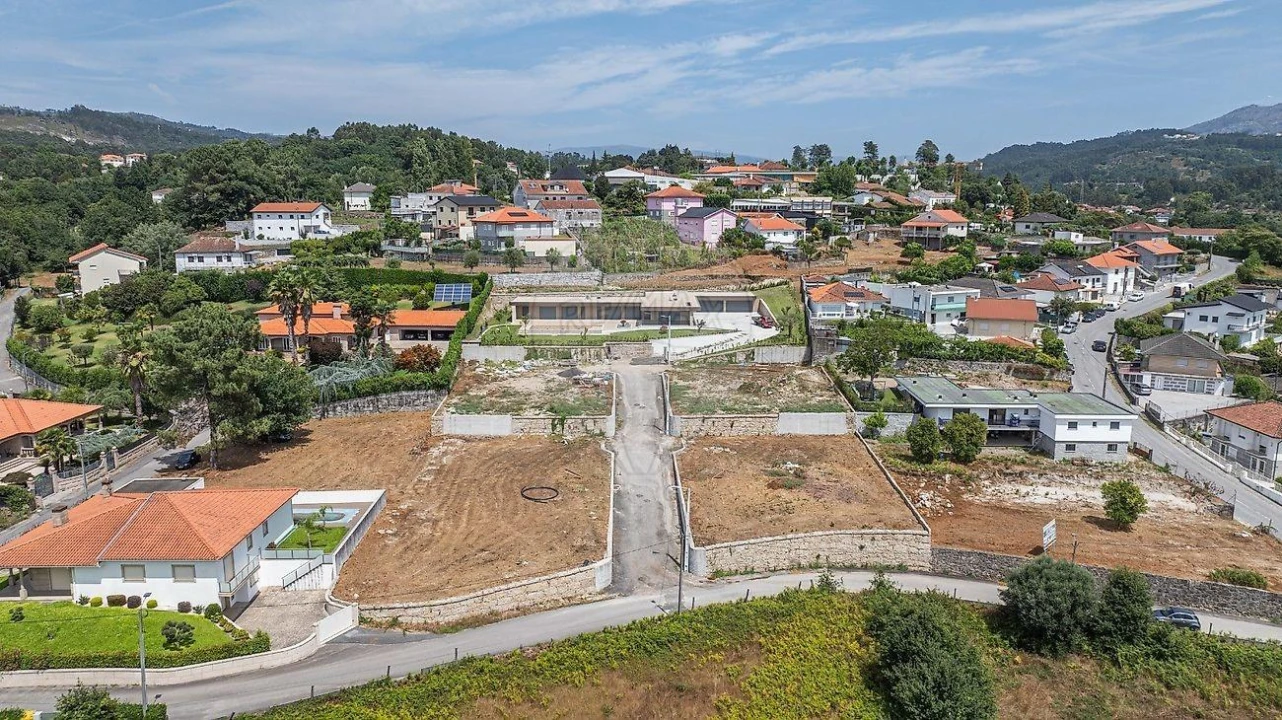 Moradia T3 para Venda em Taide Foto 3