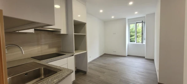 Moradia T4 para Venda em Buarcos