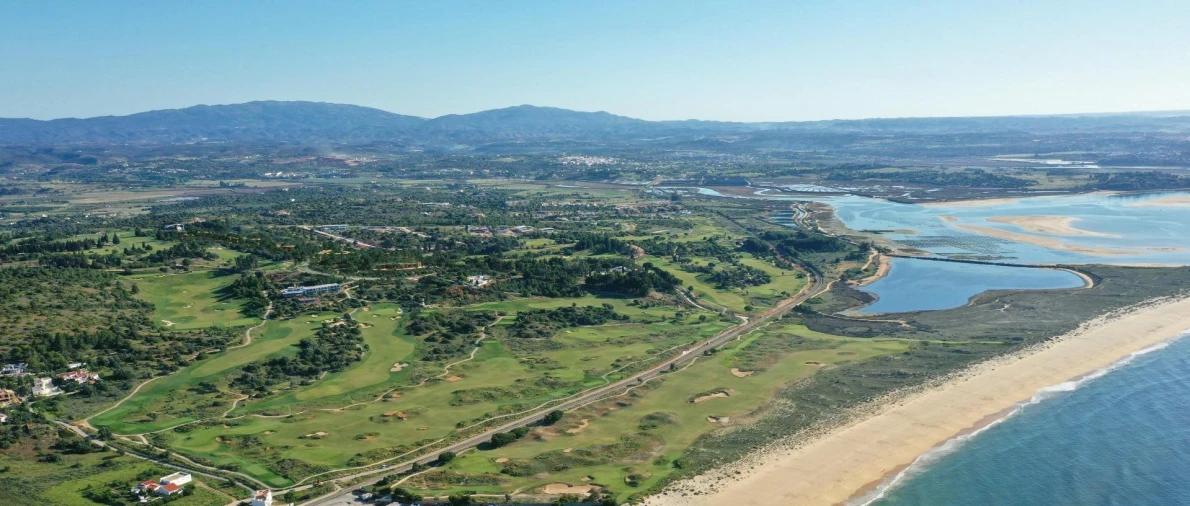 Apartamento T1 para Venda em Odiaxere Foto 2