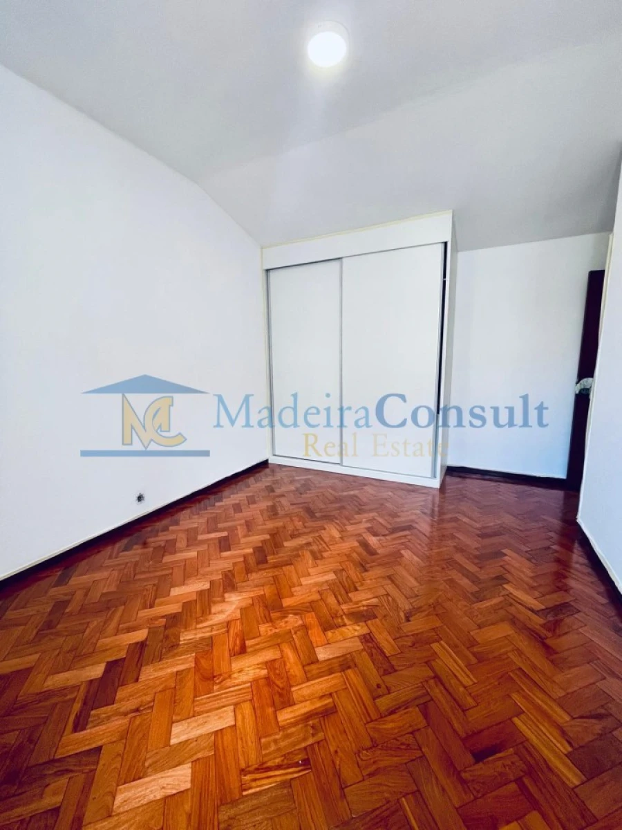 Apartamento T2 para Venda em Funchal (Se) Foto 6