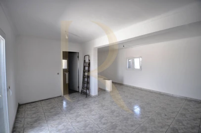 Moradia T4 para Venda em Fernao Ferro