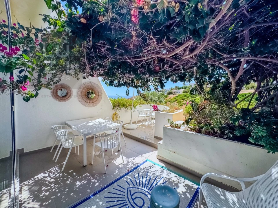 Apartamento para Venda em Lagos (São Sebastião e Santa Maria) Foto 2