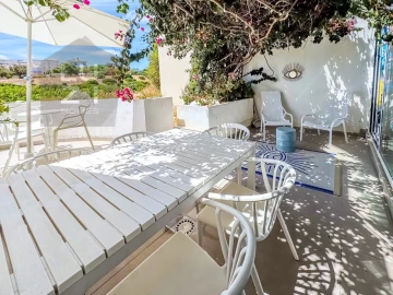 Apartamento para Venda em Lagos (São Sebastião e Santa Maria)