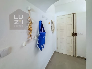 Apartamento para Venda em Lagos (São Sebastião e Santa Maria)