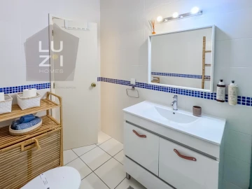 Apartamento para Venda em Lagos (São Sebastião e Santa Maria)