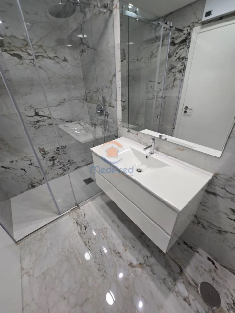 Apartamento T3 para Venda em Ramada e Caneças