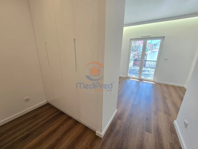Apartamento T3 para Venda em Ramada e Caneças Foto 26