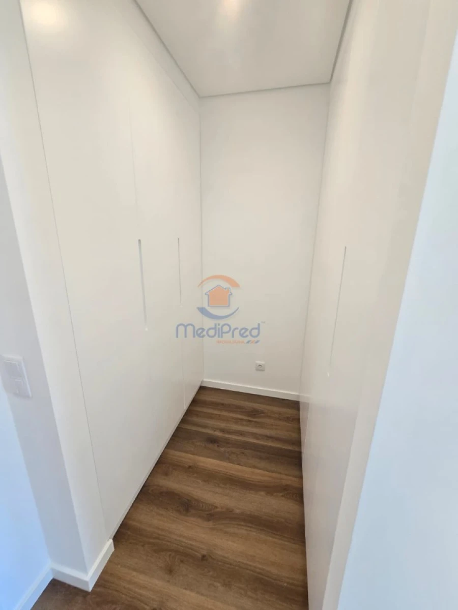 Apartamento T3 para Venda em Ramada e Caneças Foto 27