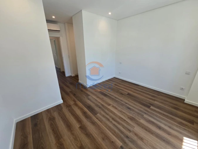 Apartamento T3 para Venda em Ramada e Caneças Foto 28