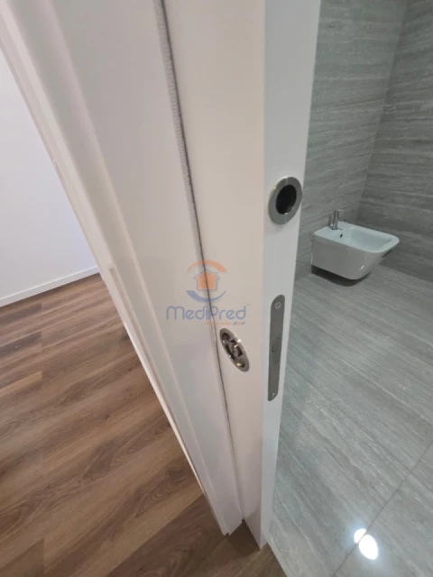 Apartamento T4 para Venda em Ramada e Caneças