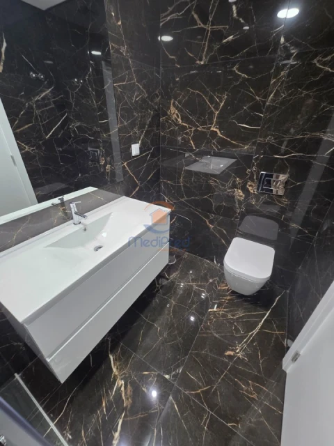 Apartamento T4 para Venda em Ramada e Caneças