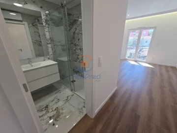 Apartamento T4 para Venda em Ramada e Caneças