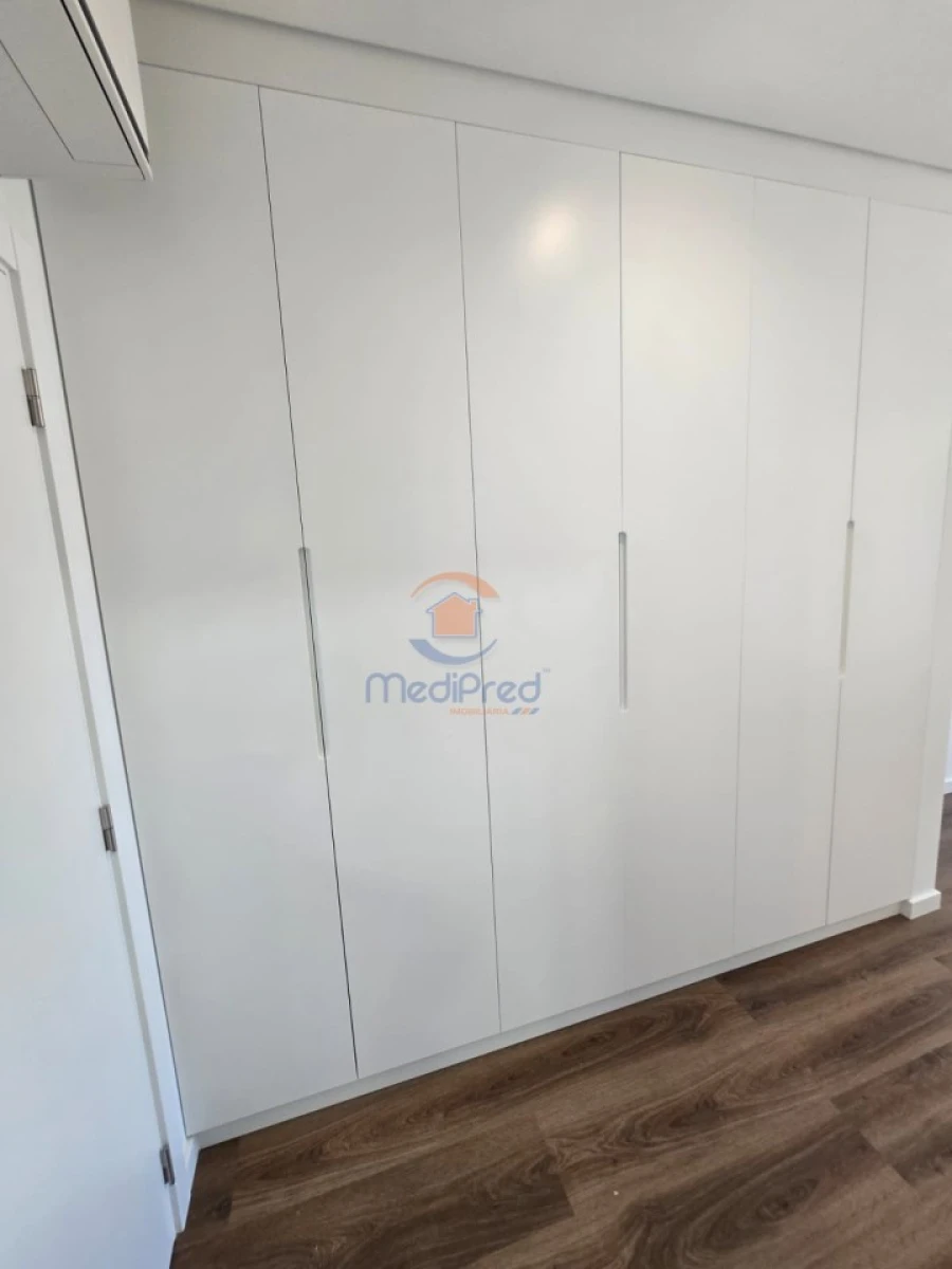 Apartamento T4 para Venda em Ramada e Caneças Foto 25