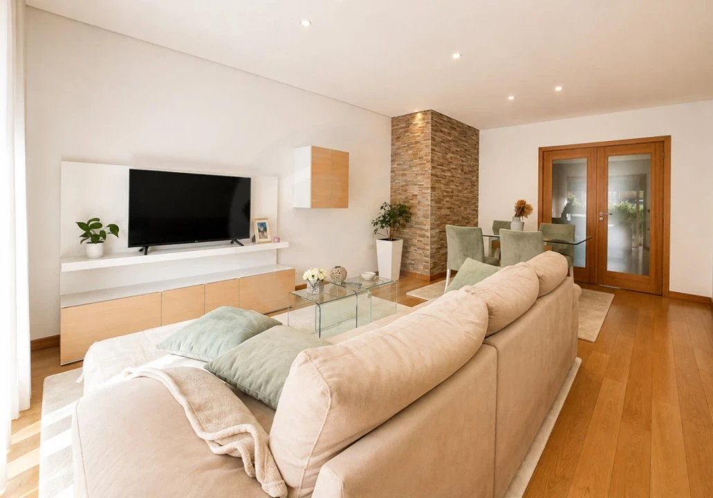 Apartamento T2 para Venda em Azurara Foto 4