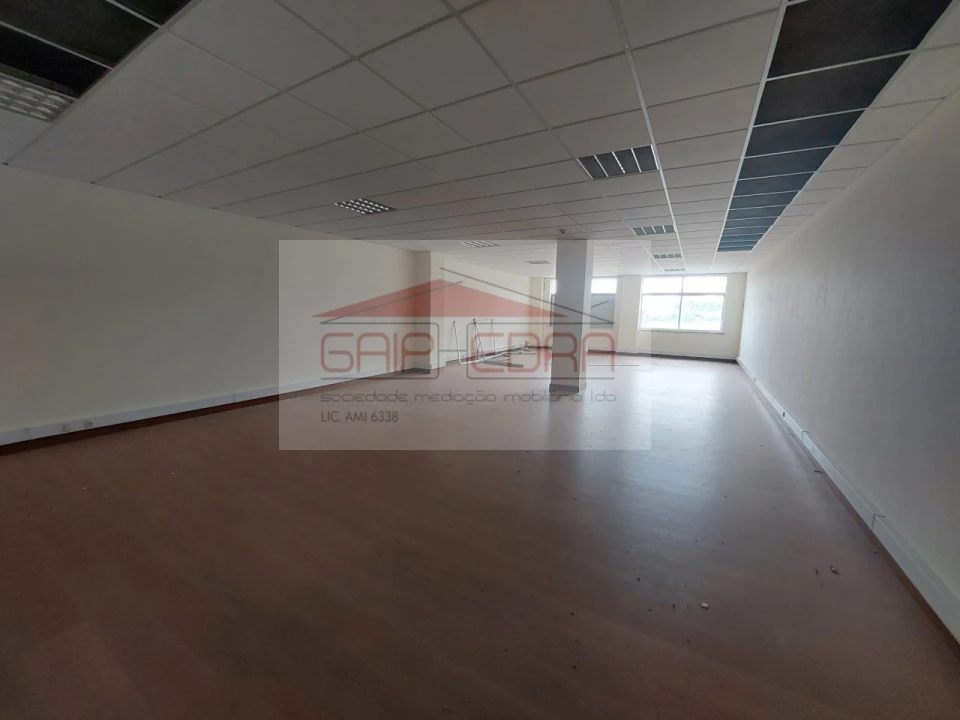 Escritório para Venda em Tavarede Foto 15