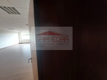 Escritório para Venda em Tavarede