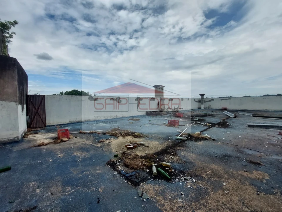 Prédio para Venda em Arcos e Mogofores Foto 8