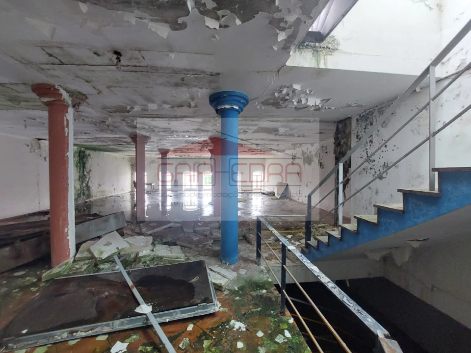Prédio para Venda em Arcos e Mogofores Foto 13