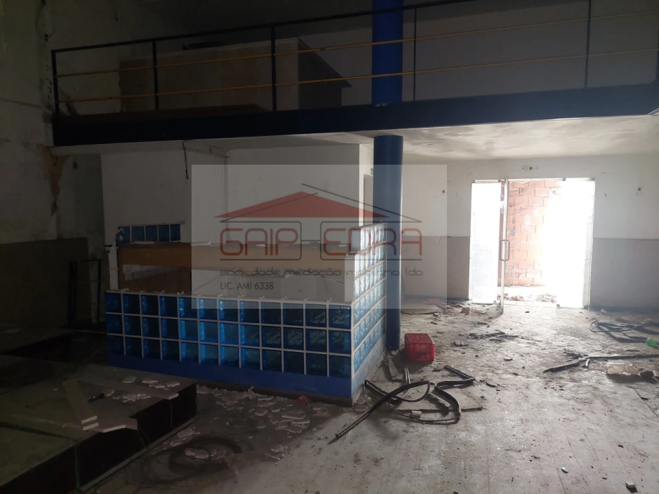 Prédio para Venda em Arcos e Mogofores Foto 22