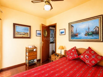 Apartamento T3 para Venda em Sesimbra (Santiago)