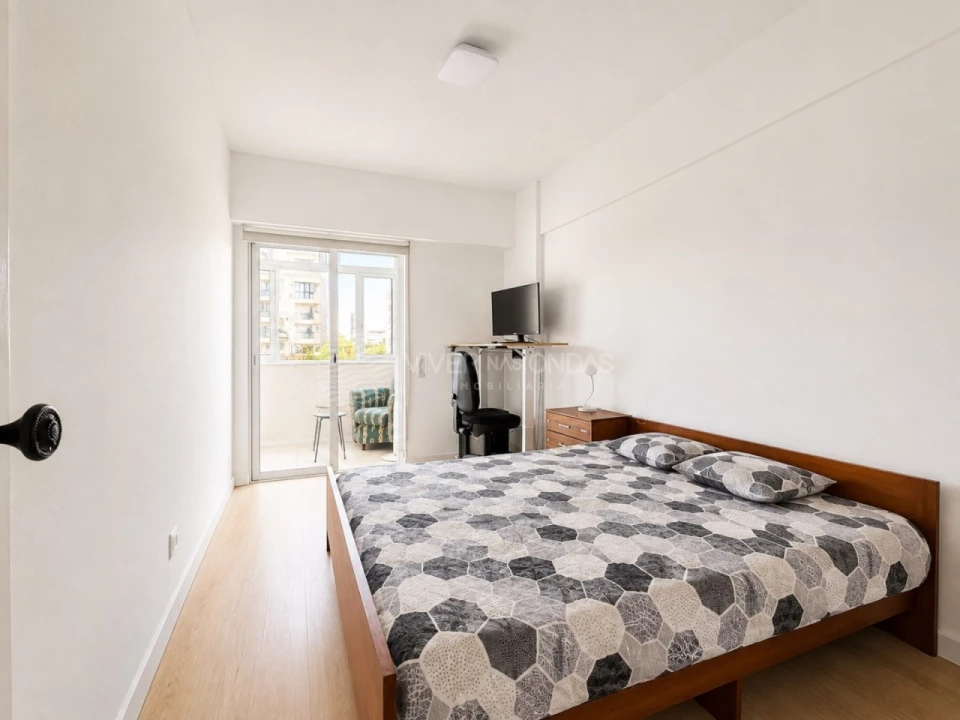 Apartamento T1 para Arrendamento em Costa da Caparica Foto 10