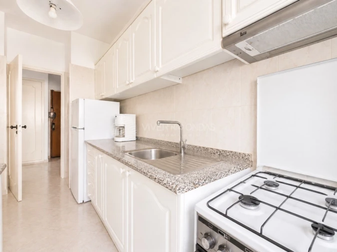 Apartamento T1 para Arrendamento em Costa da Caparica Foto 6