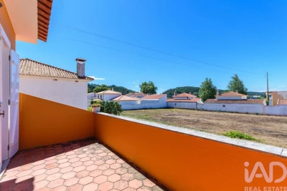 Moradia T3 para Venda em Alfeizerão